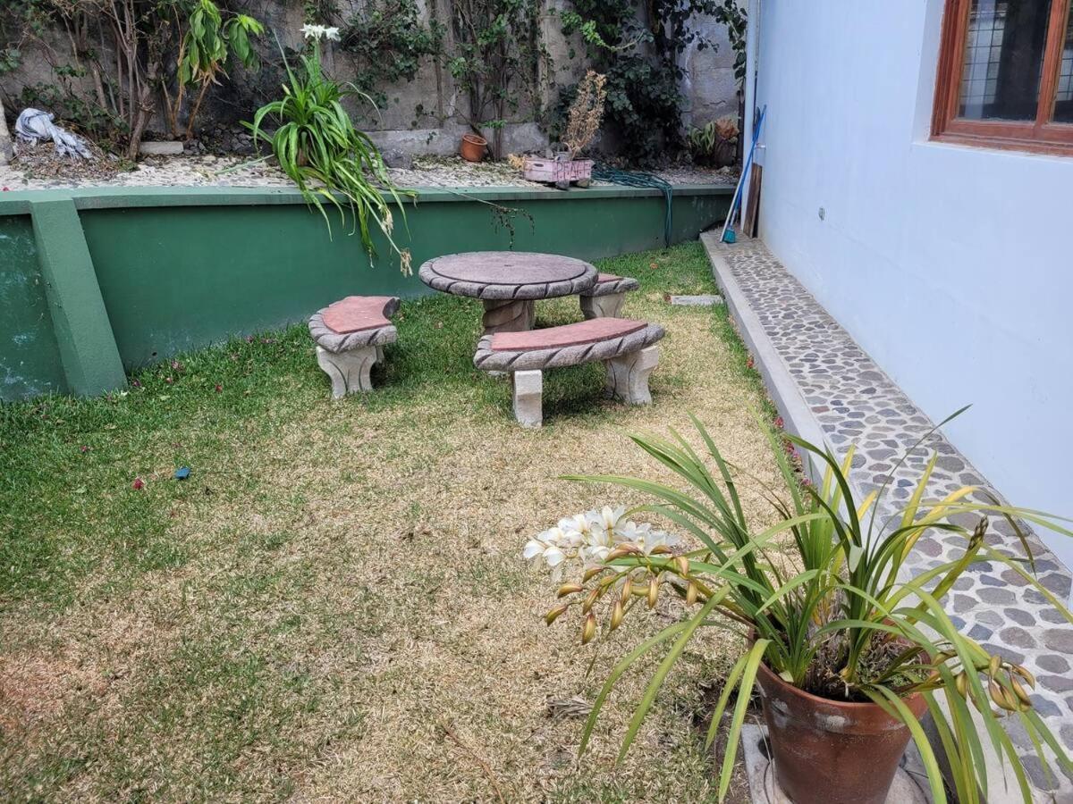 Amplia Casa Antigua Guatemala Con Pergola Y Jardin Villa Екстериор снимка